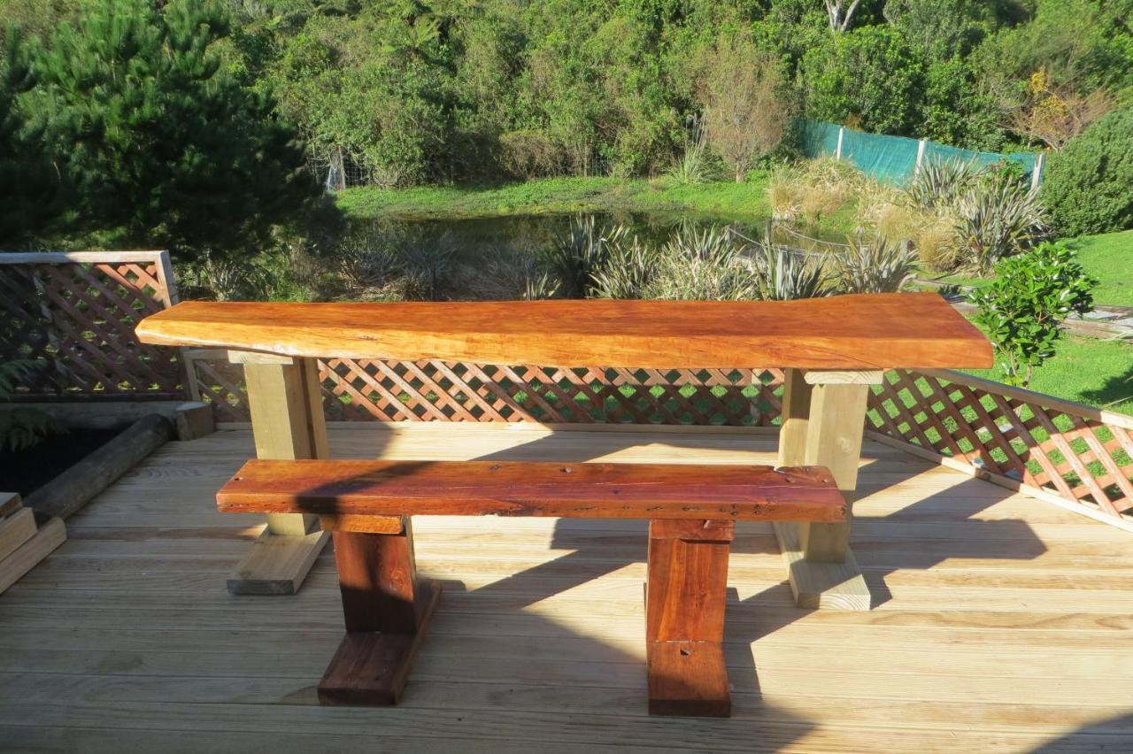 Koru Beachfront Holiday Cabins & Hot Tub Barrytown Luaran gambar